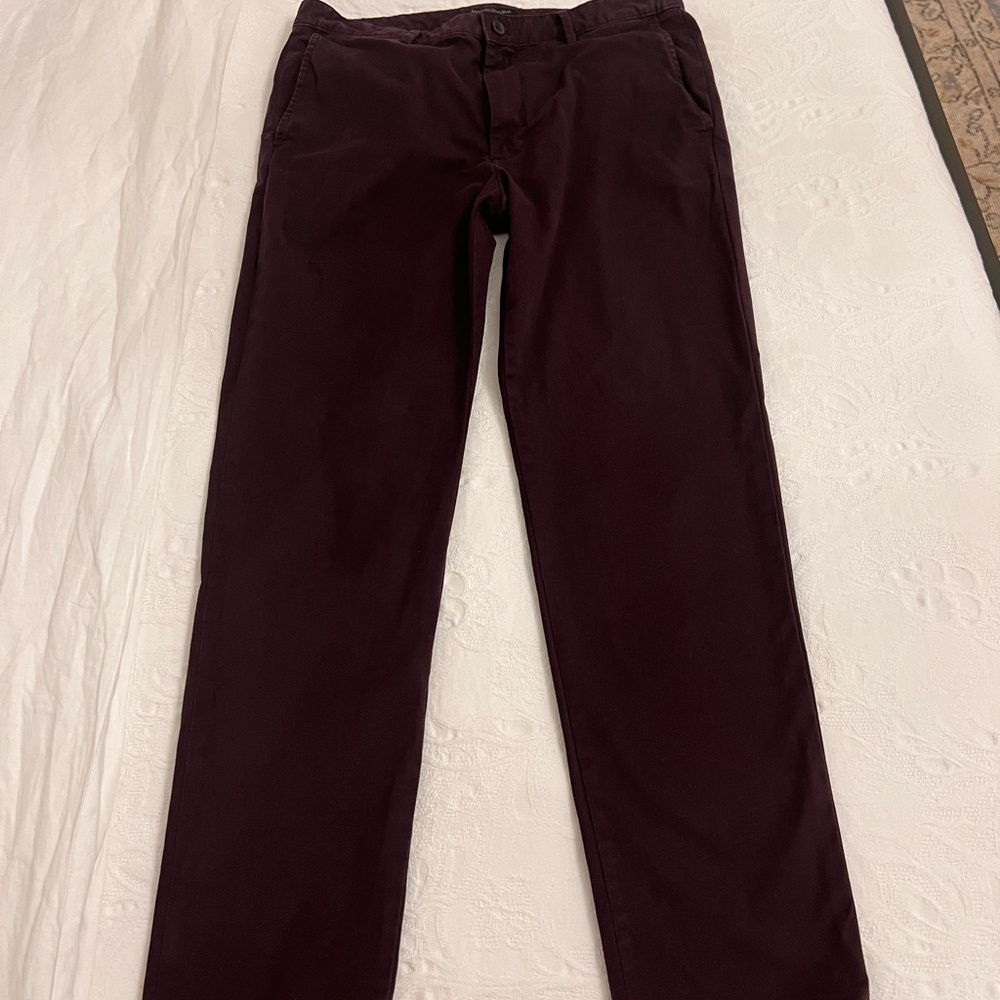 Men's chinos